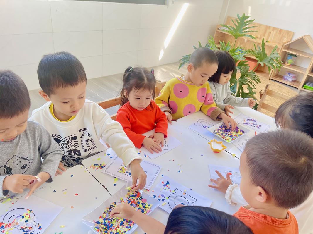 Ảnh hoạt động