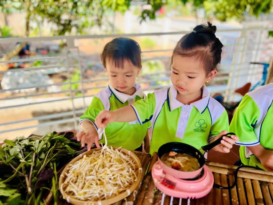 Ảnh hoạt động